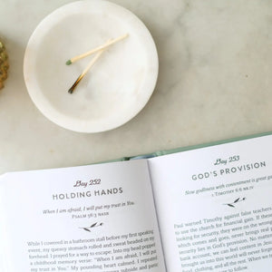 One Devotion a Day for Women